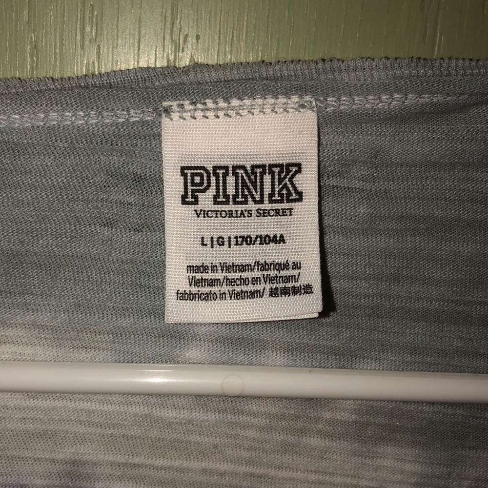 Pink Vs tee - Picture 3 of 5